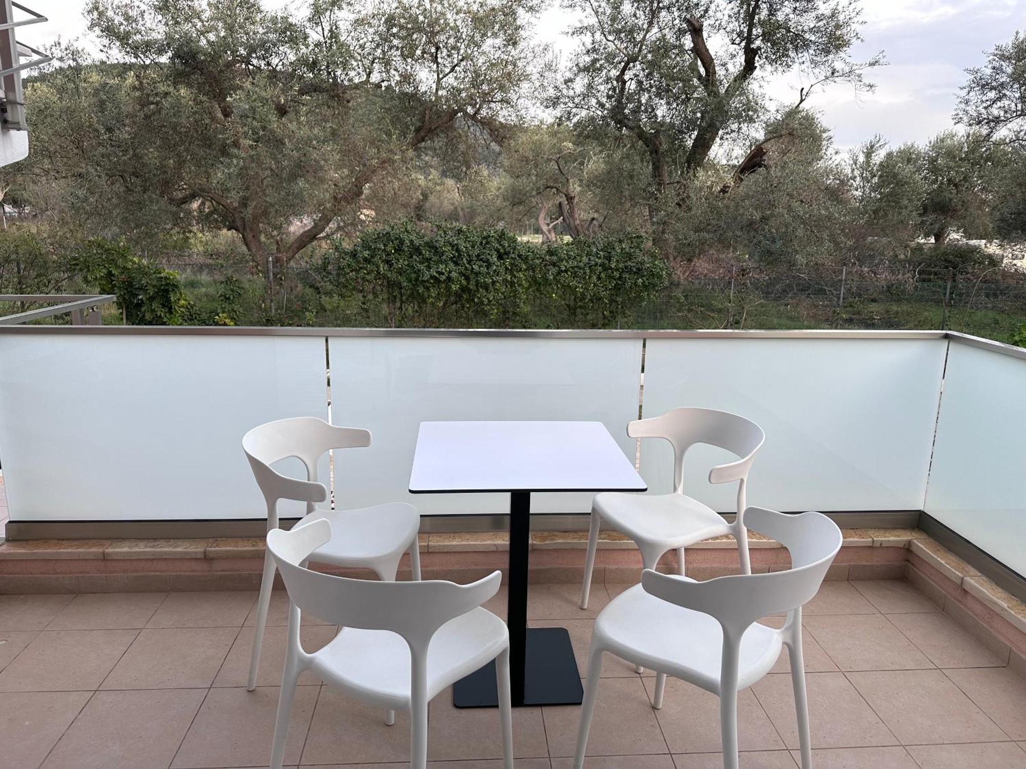 Vila Melina Himare Exterior photo